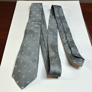 Kiton tie